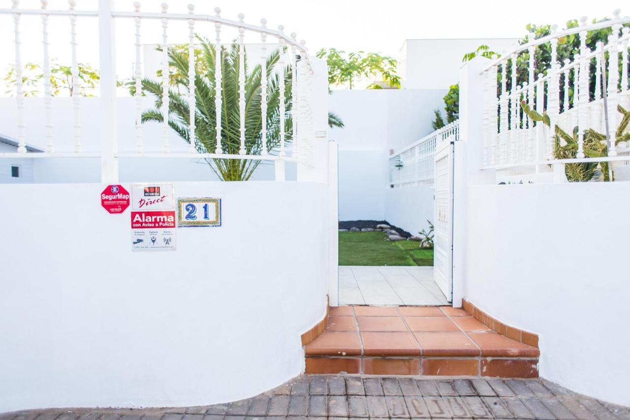 Villa Bonita Luxury Private Pool Corralejo By Holidays Home Exterior photo